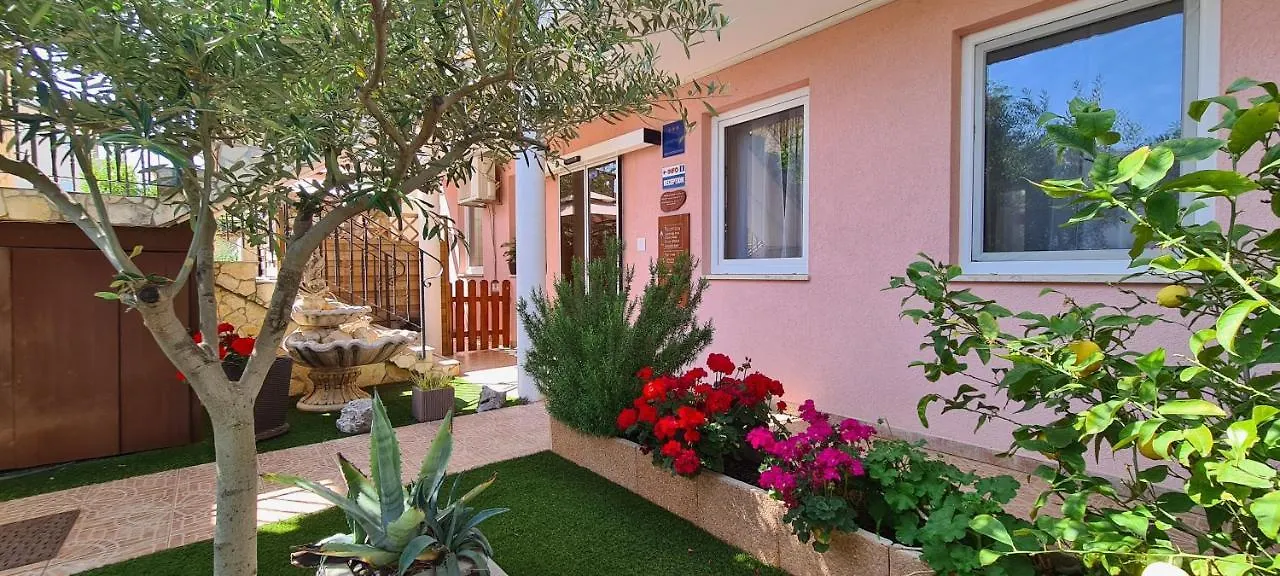 Bed & Breakfast Villa Adriana Premantura